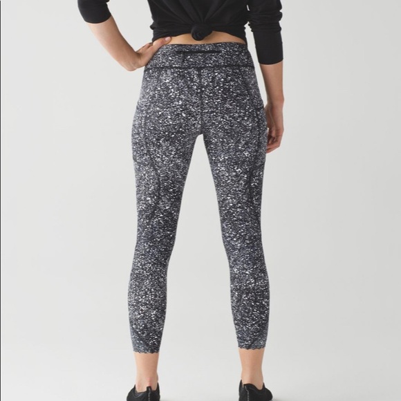 Lululemon Tight Stuff Tight II Splatter 4 - Picture 4 of 11